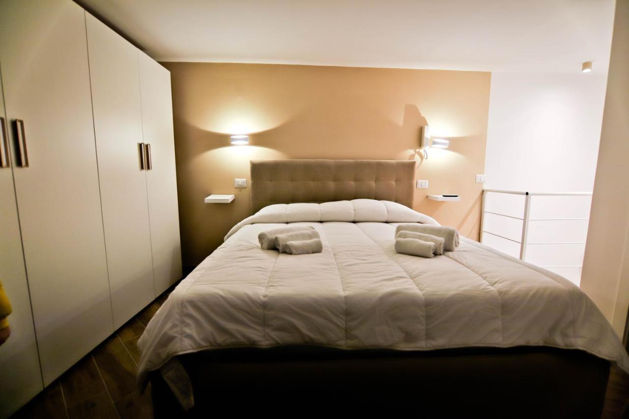 Apartment La Casa Di Anna Chiaia, Stadio Maradona Lungomarecaracciolo Naples